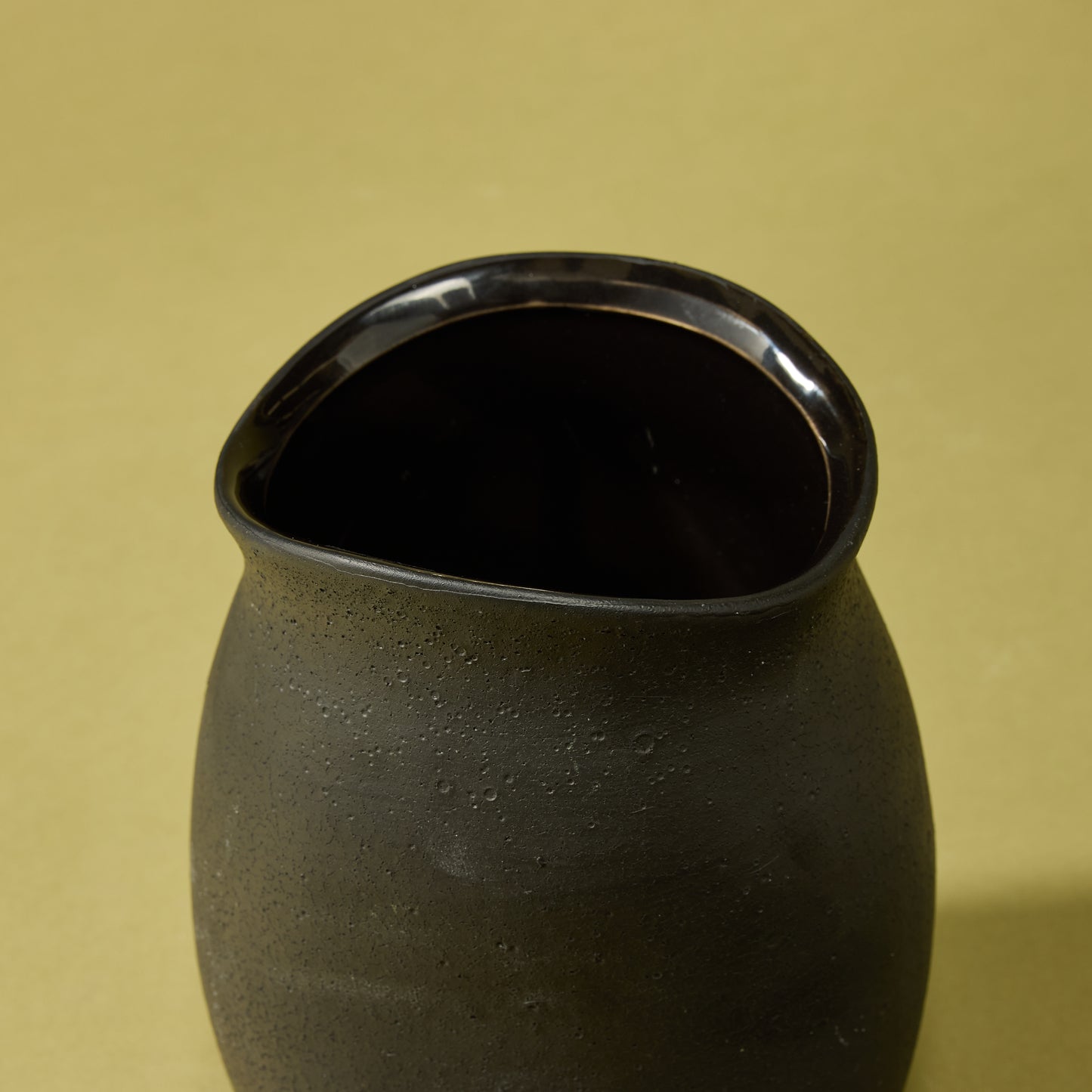 Rogue Maliah Pot