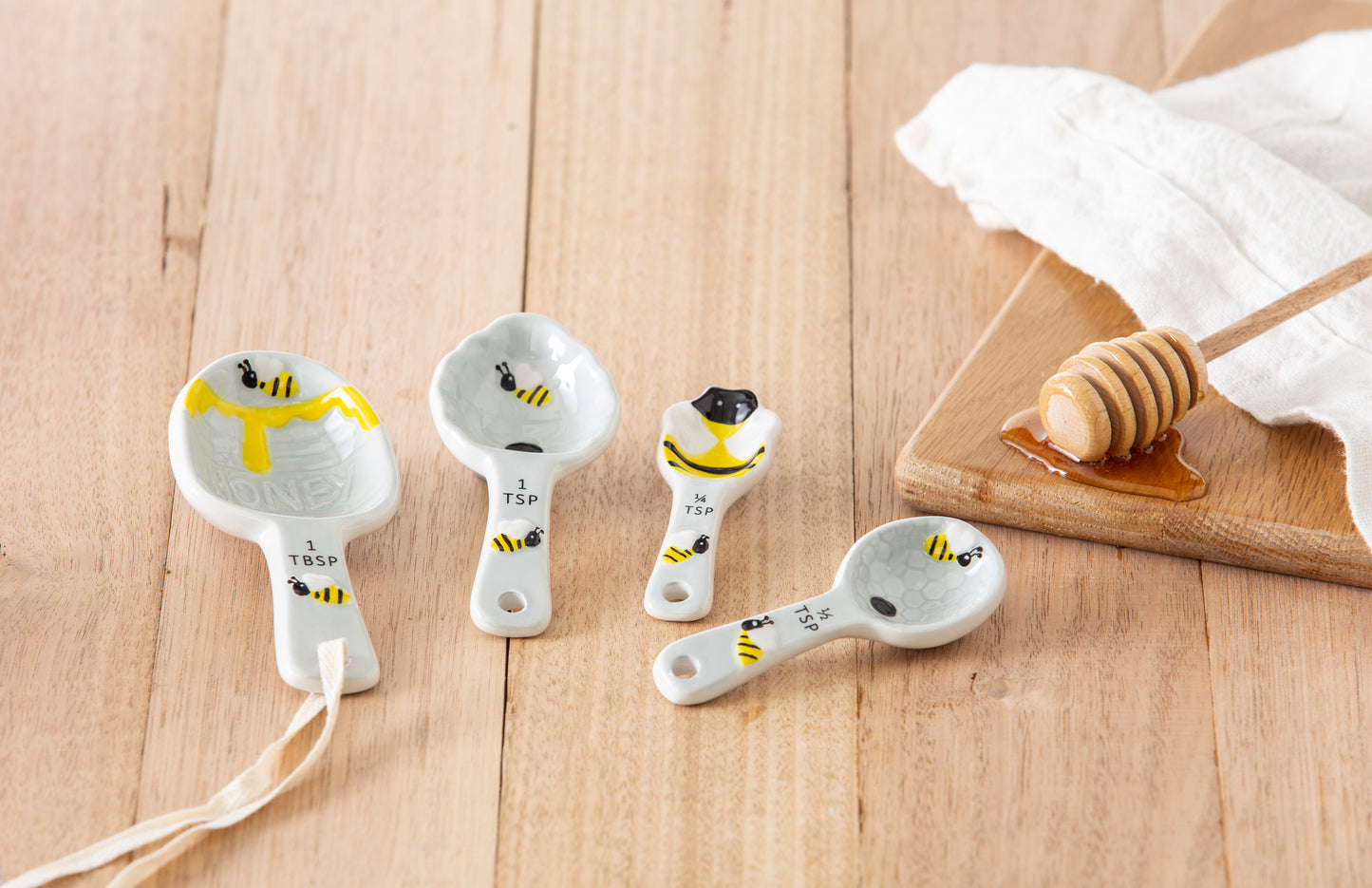Davis & Waddell Beetanical Set Of 4 Measuring Spoons