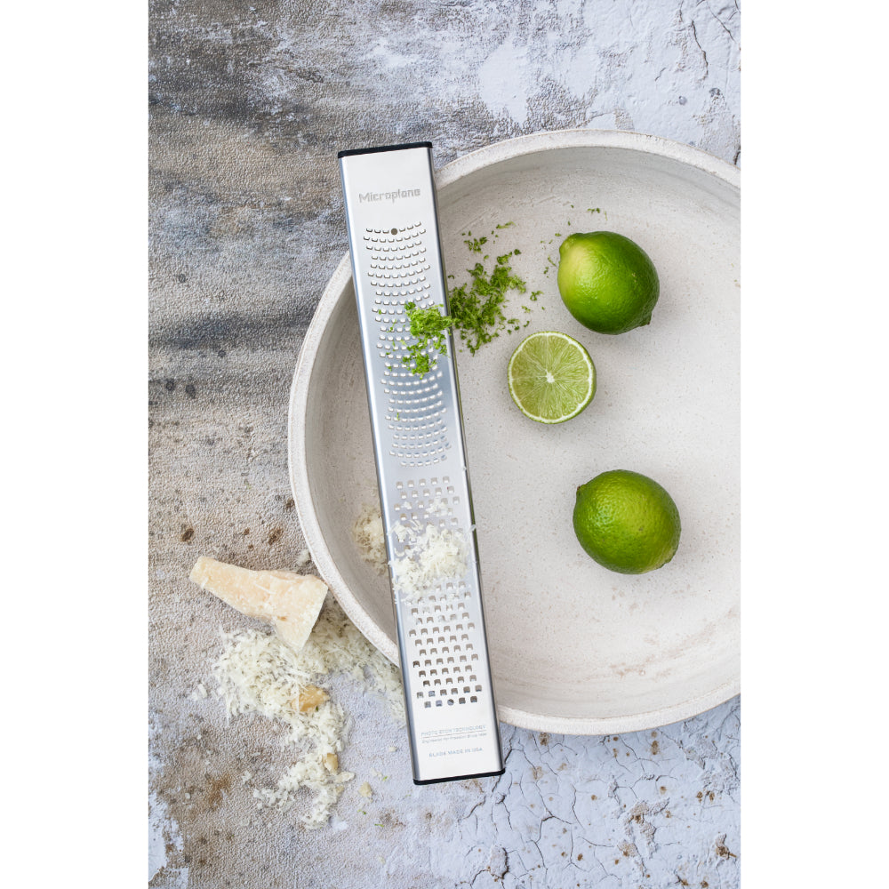 Microplane Dual Blade Coarse Grater & Zester