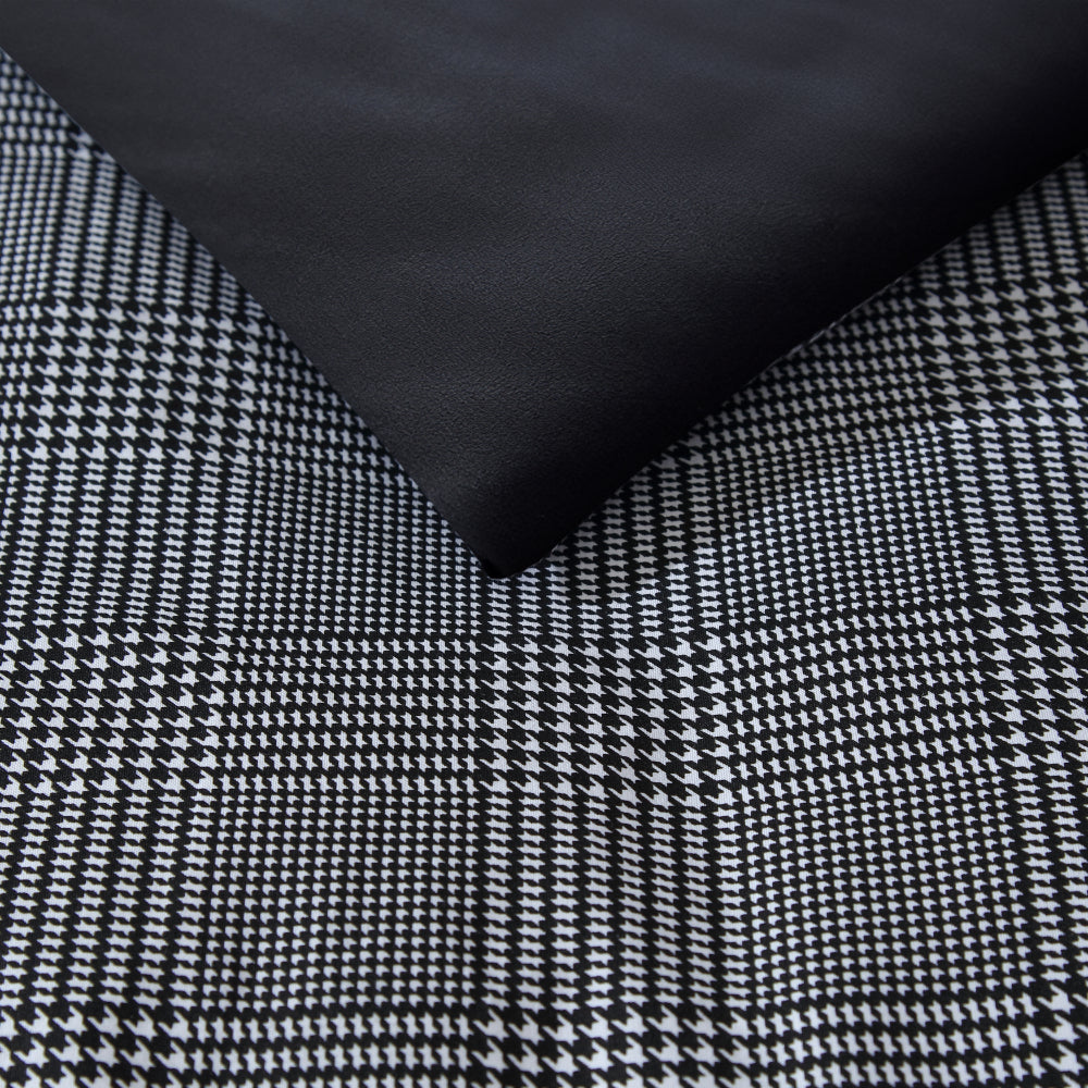 Kenneth Cole Houndstooth Plaid Quilt Cover Set