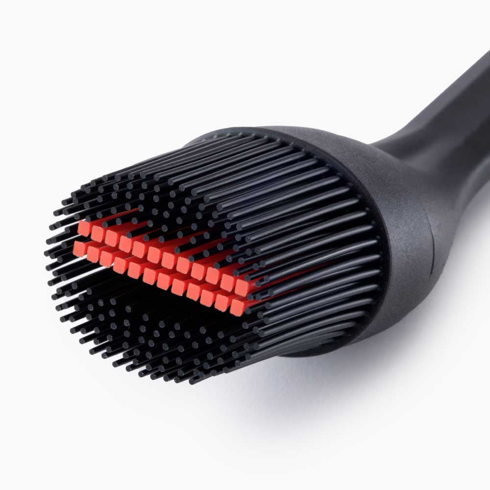 Joseph Joseph Grillout BBQ Silicone Basting Brush With Retractable Head at MyHouse
