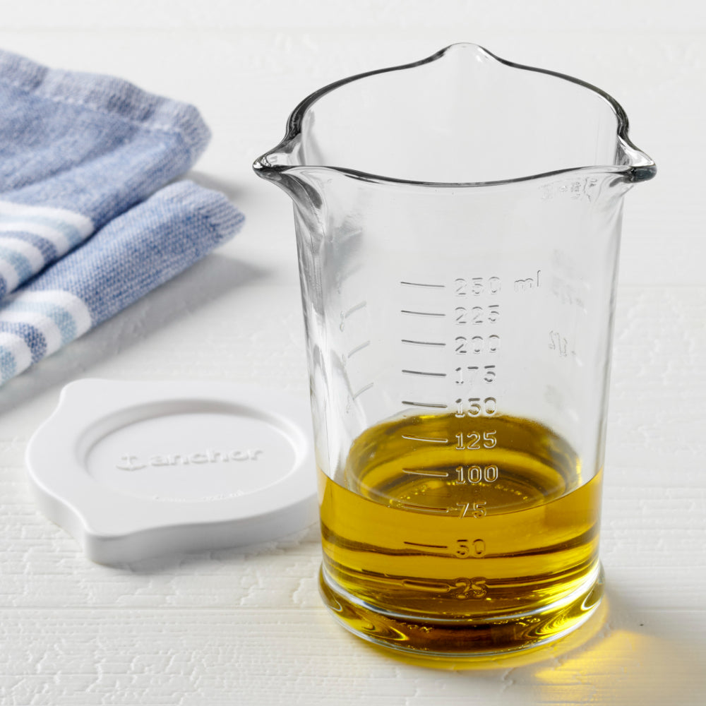 Anchor Hocking Triple Pour Embossed Measuring Glass with Lid 1.9L