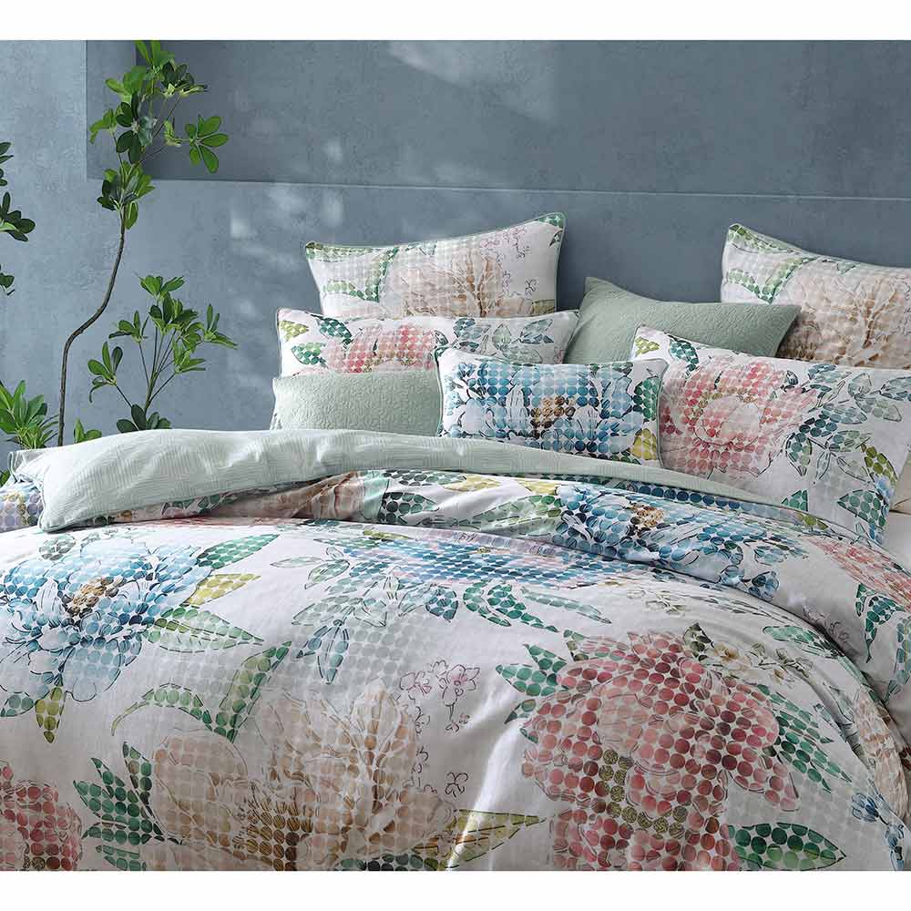 Large floral Quilt Cover Set - MyHouse