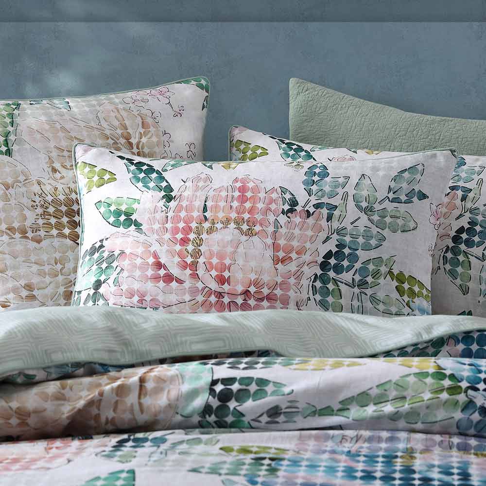 Large floral Quilt Cover Set - MyHouse
