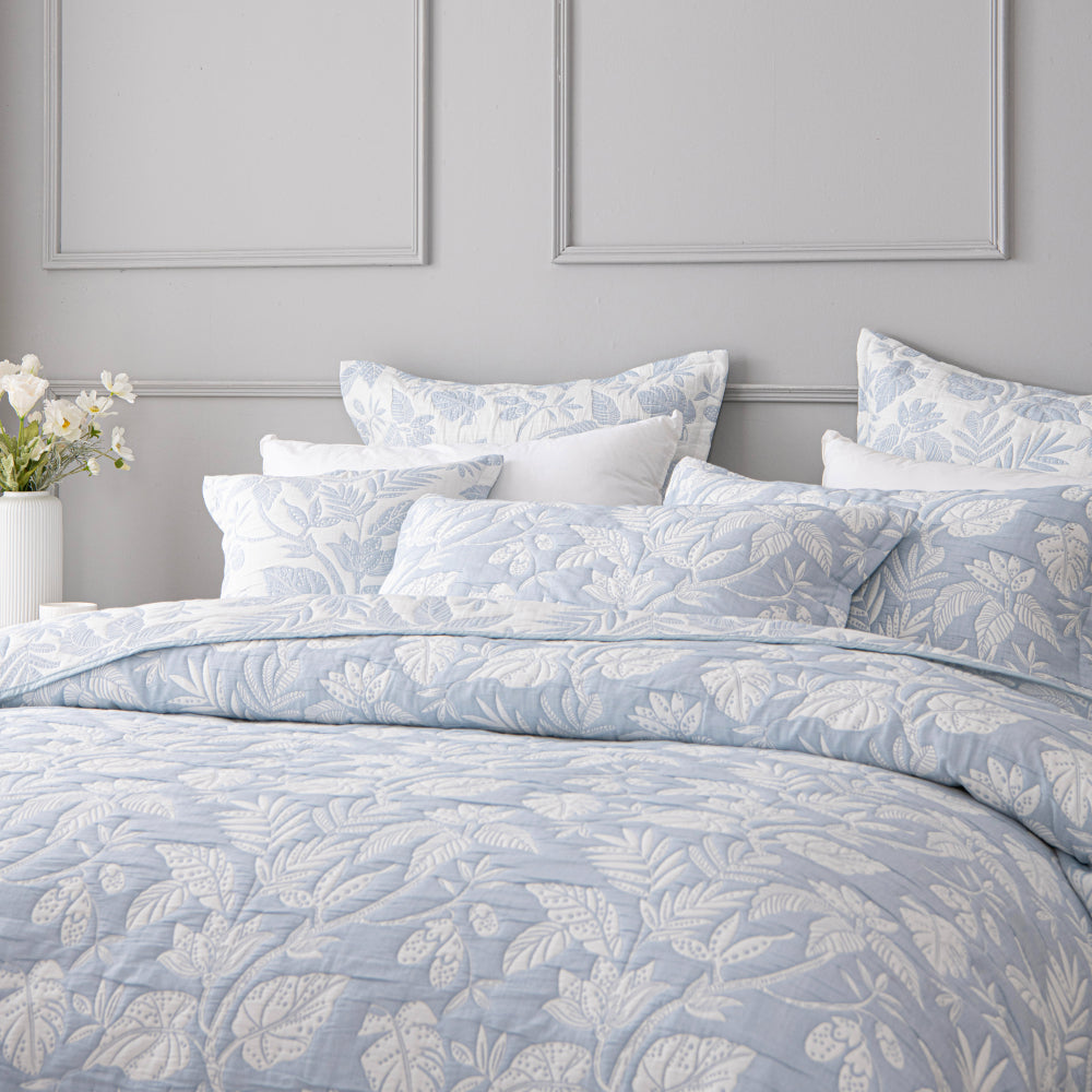 Bianca Laurieton Jacquard Coverlet Set