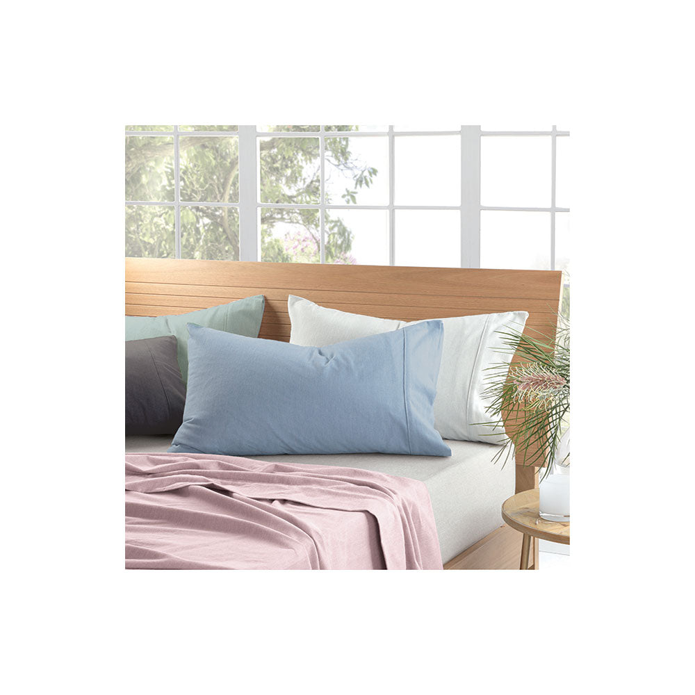 Logan & Mason Plain Dyed Flannelette Sheet Set