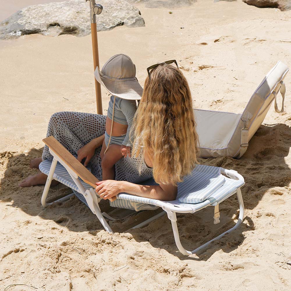 SUNNYLiFE Deluxe Beach Chair