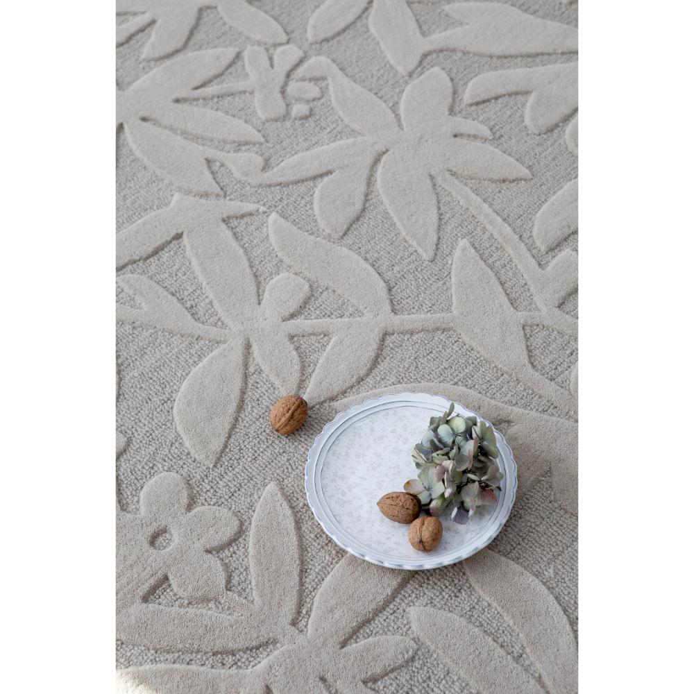 Laura Ashley Cleavers Round Rug