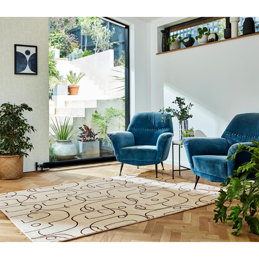 abstract face design Wool Rug with blue armchairs - MyHouse