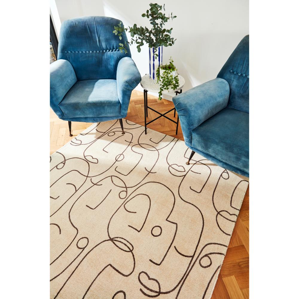 abstract face design Wool Rug with blue armchairs - MyHouse