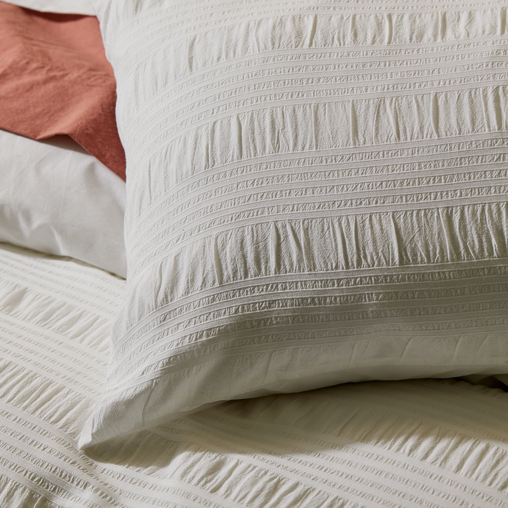 Home Beautiful Perry Quilt Cover Set