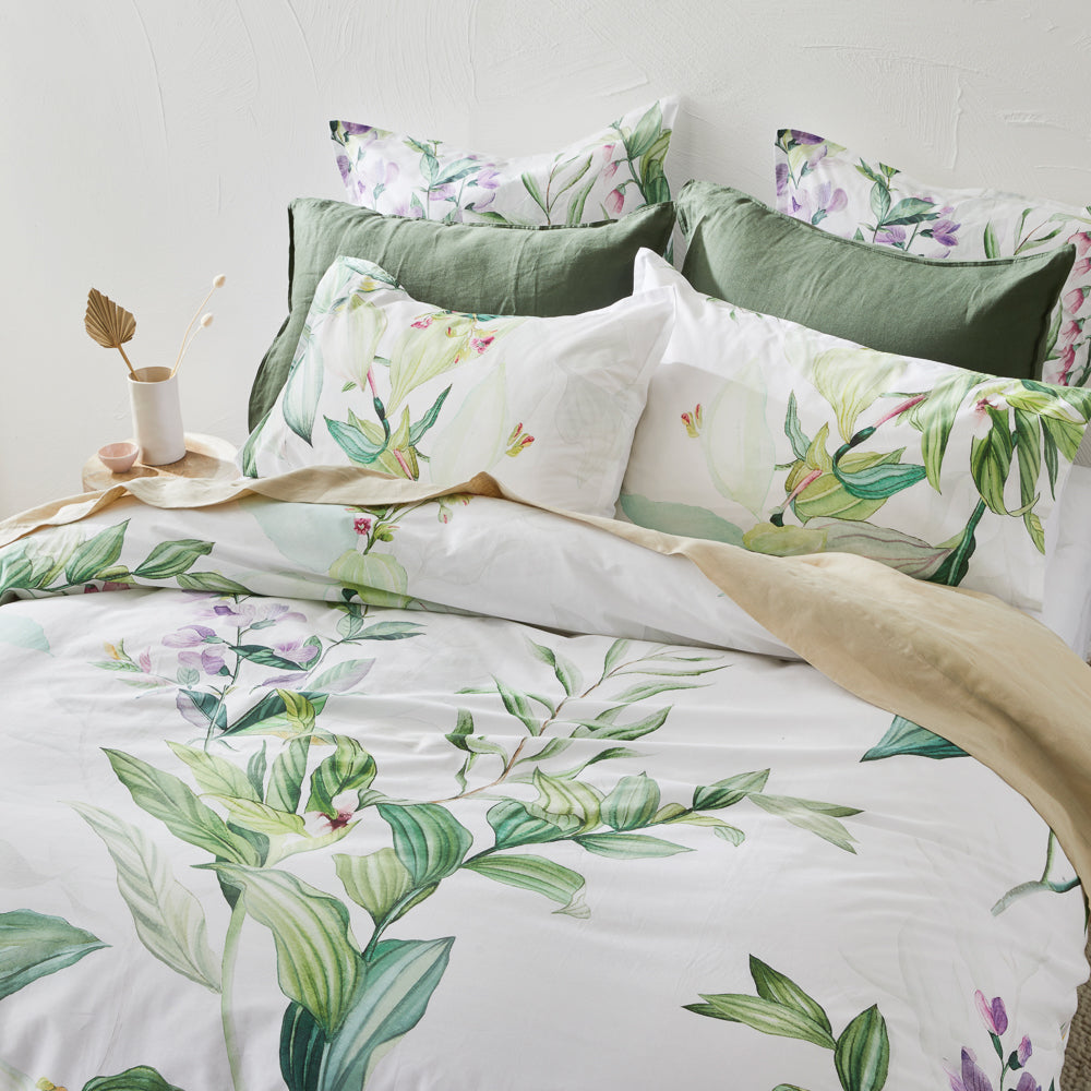 Iris Quilt Cover Set