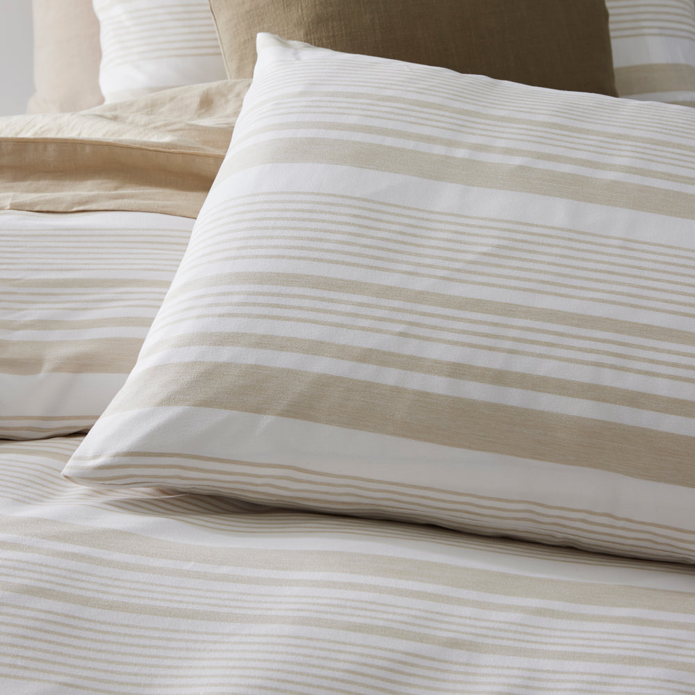 Adorn Living Miki Quilt Cover Set Queen