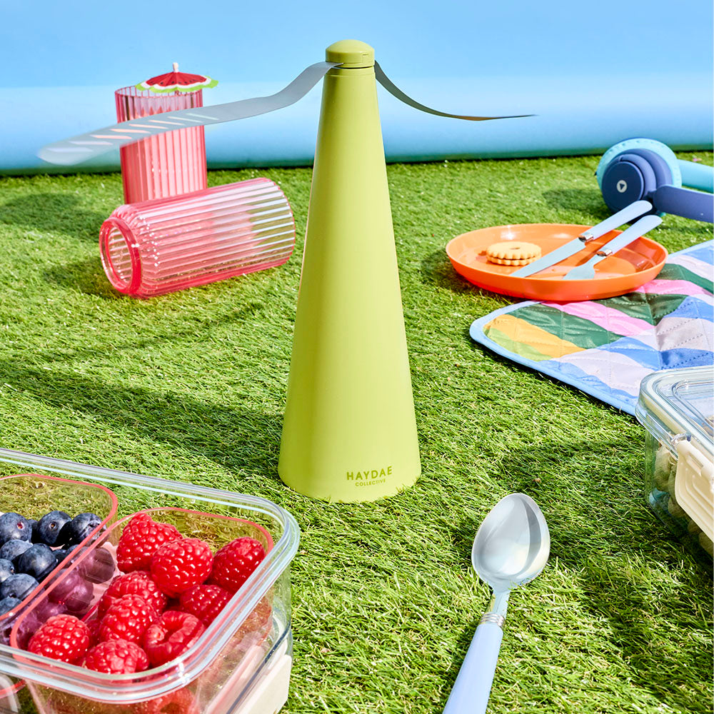 HAYDAE COLLECTIVE Fly Away USB Fan Green