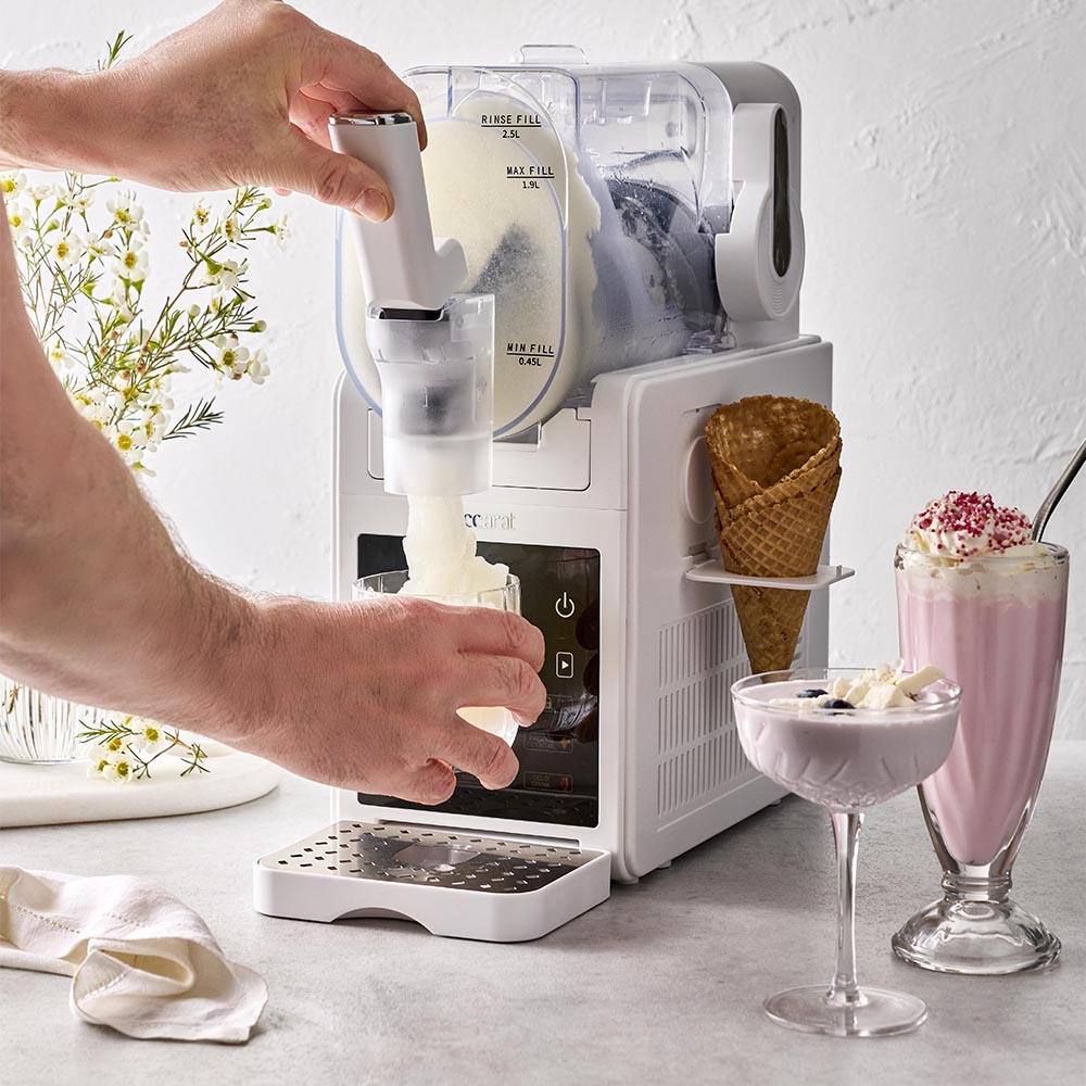 Baccarat The Swirle Slushie Maker 2.5L White