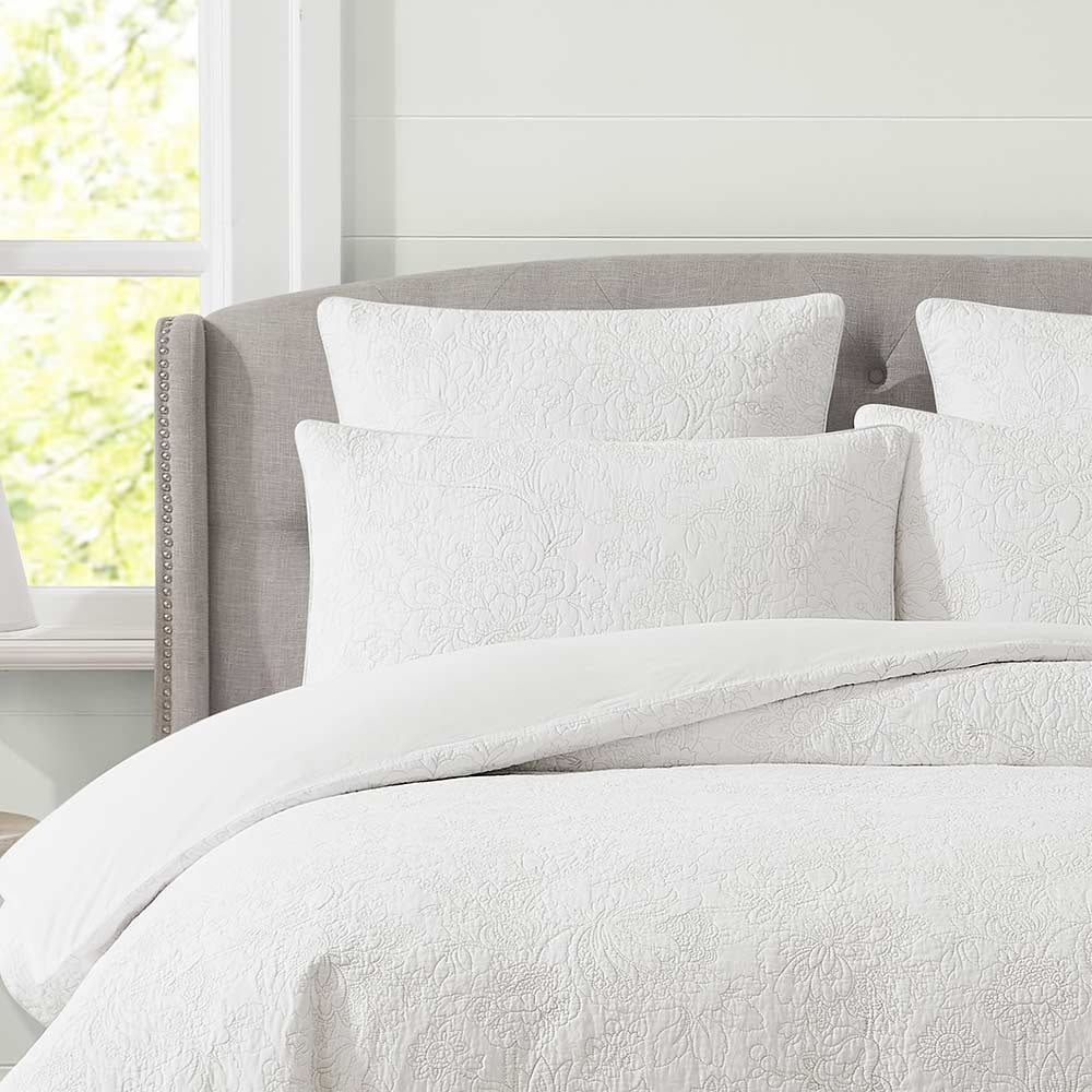 Laura Ashley Trailing Laurissa European Pillowcase at MyHouse