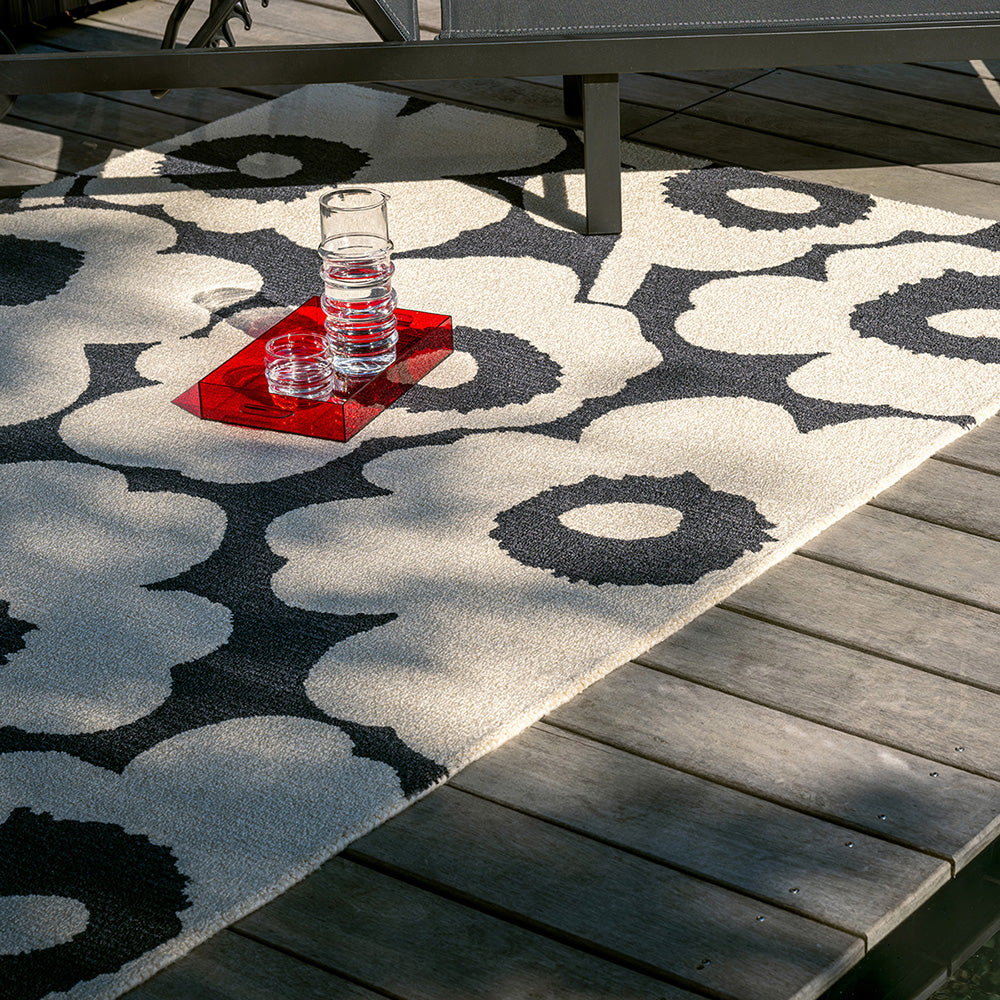 Marimekko Unikko Outdoor Rug Charcoal White