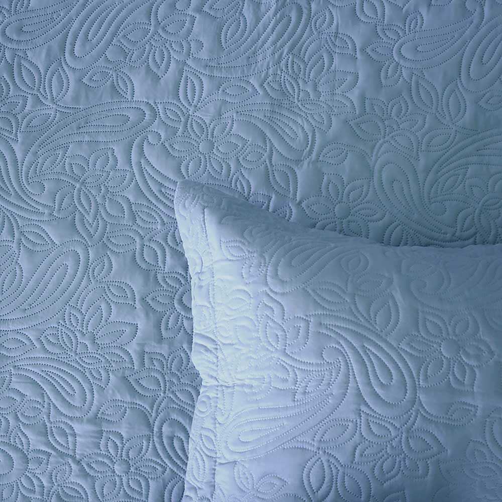 Bambury Paisley Coverlet Set Queen/King