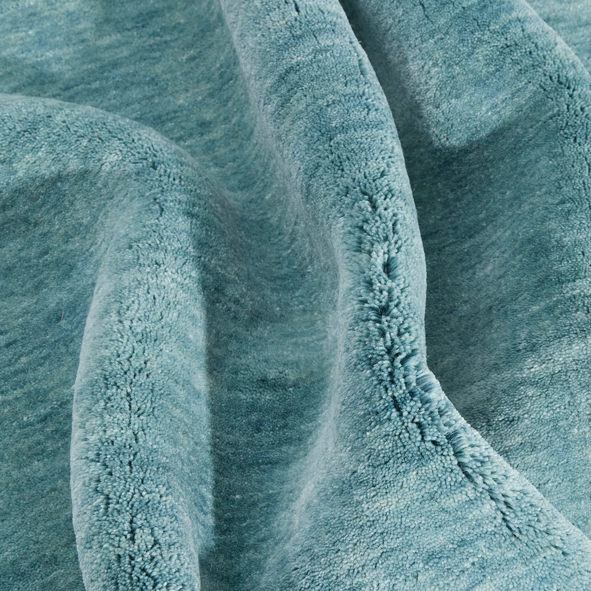 Conscious Loom Kinship Runner