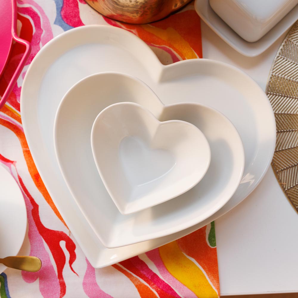 Mikasa Chalk Porcelain Heart Serving Platter 30cm White