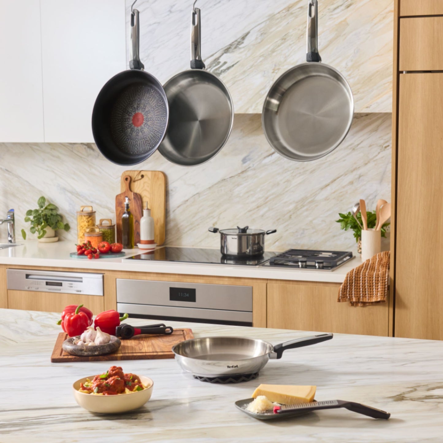 Tefal Emotion+ Flavors Induction Stainless Steel Oil Concentrating Non-Stick Frypan 24cm