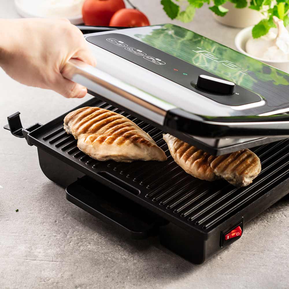 chicken with char marks using a press grill - MyHouse