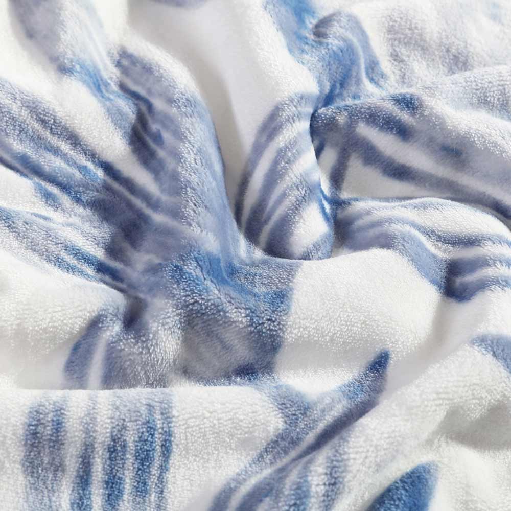 Tommy Bahama Kayo Blanket Canal Blue at MyHouse