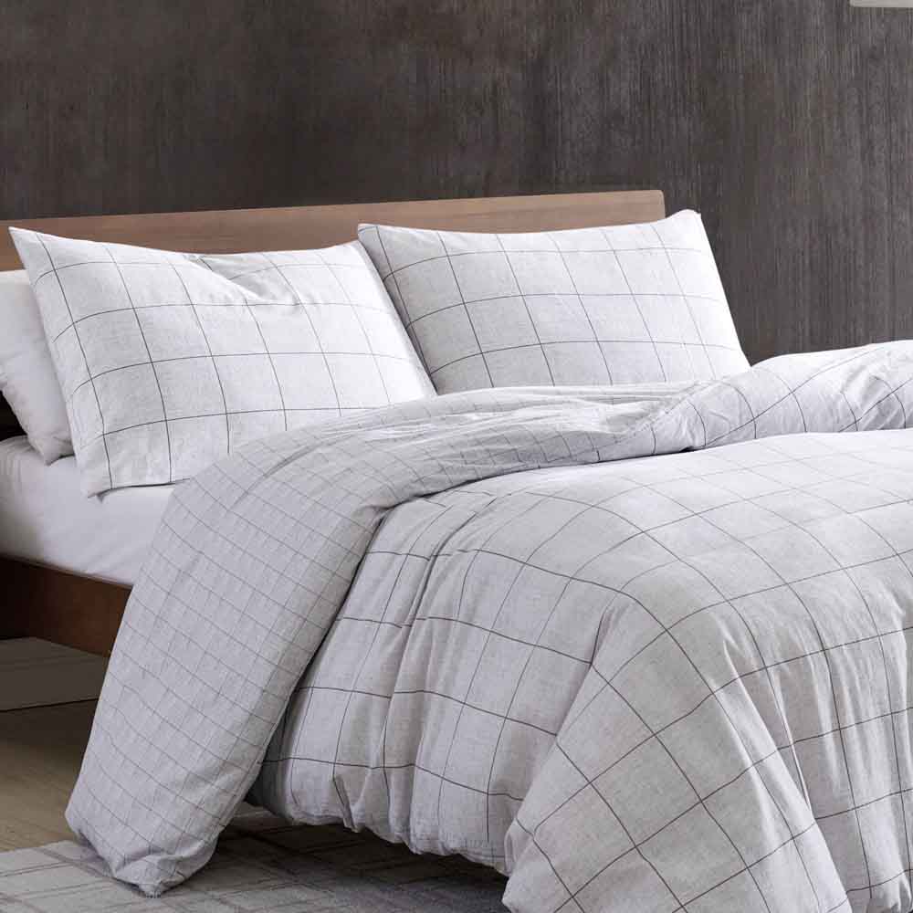 Kenneth Cole Holden Grid Quilt Cover Set