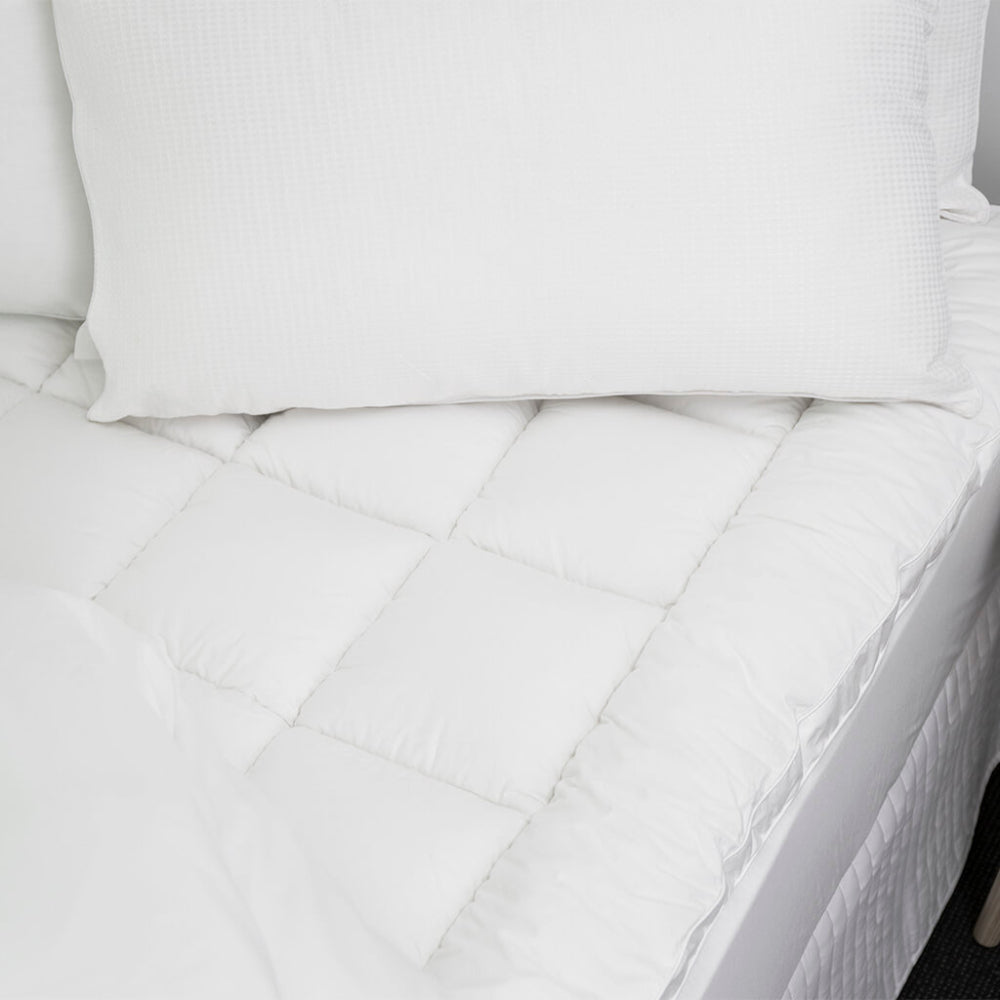 Tontine Hotel Collection Ultimate Loft Mattress Topper