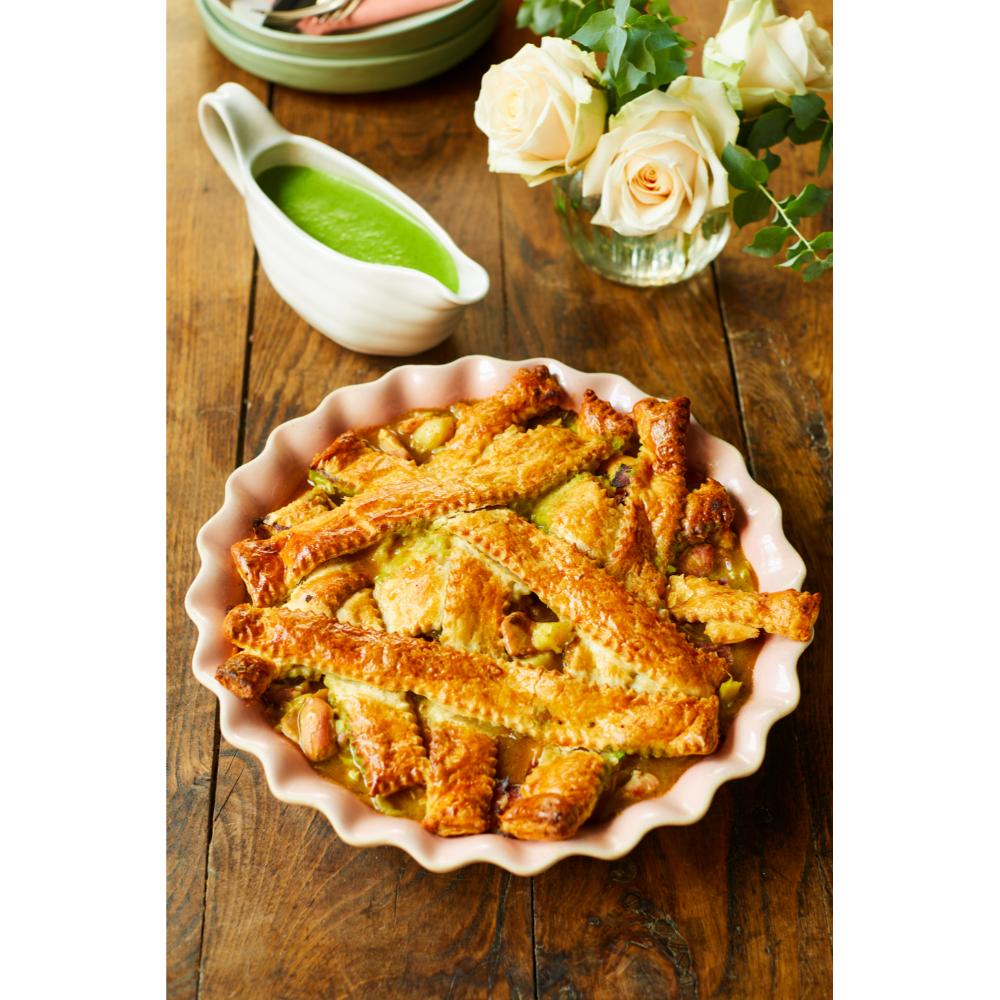 Jamie Oliver Big Love Proper Pie Dish 28cm Pink at MyHouse