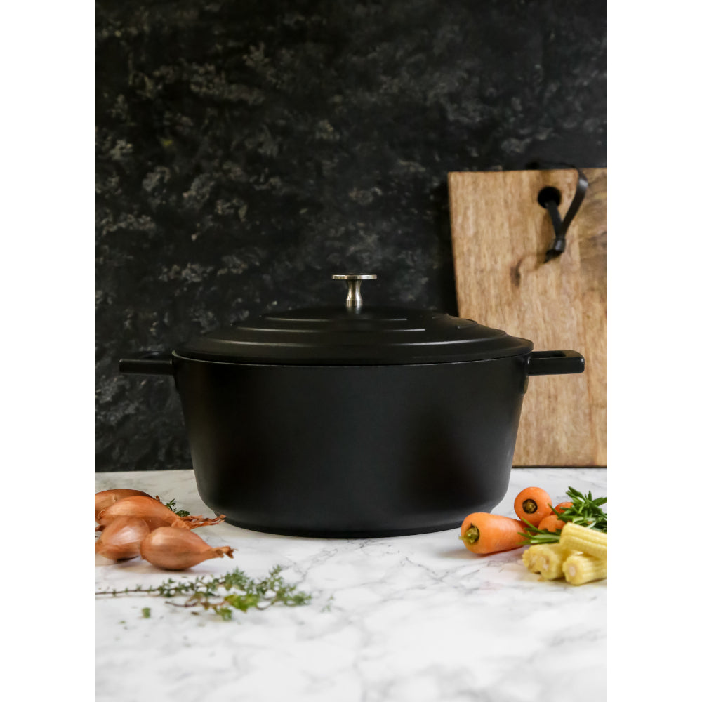 Mastercraft Casserole Dish Cast Aluminium 28cm Black