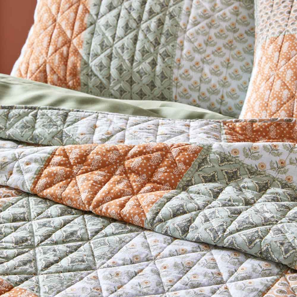 MyHouse Harriet Coverlet Set