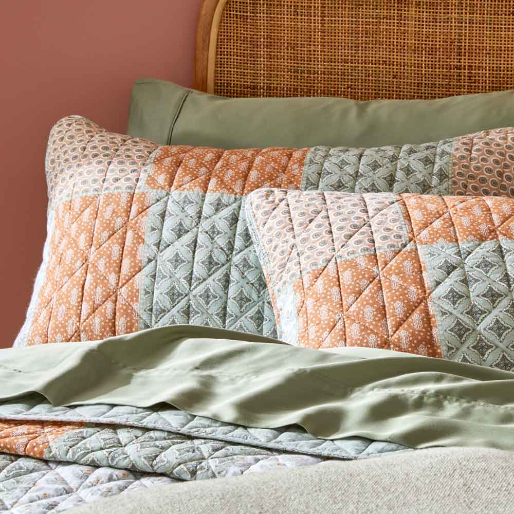 MyHouse Harriet Coverlet Set