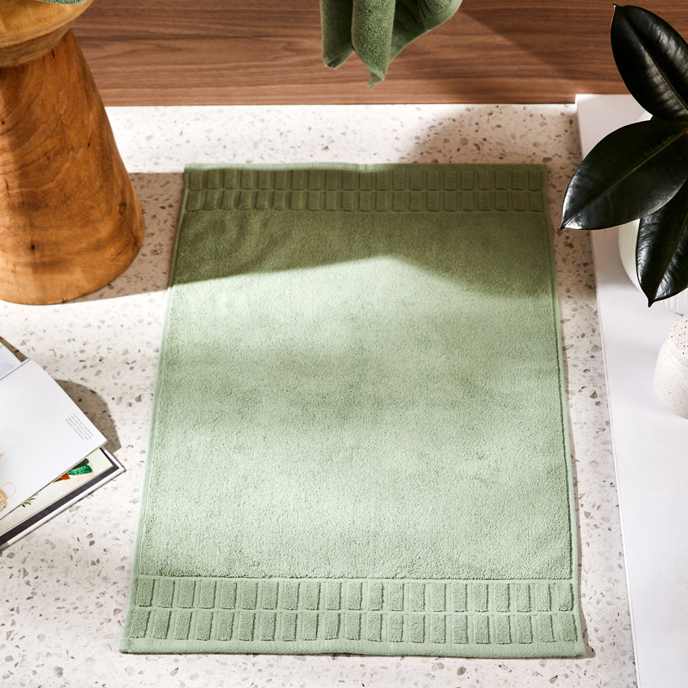 Alex Liddy Towel Range Clearance