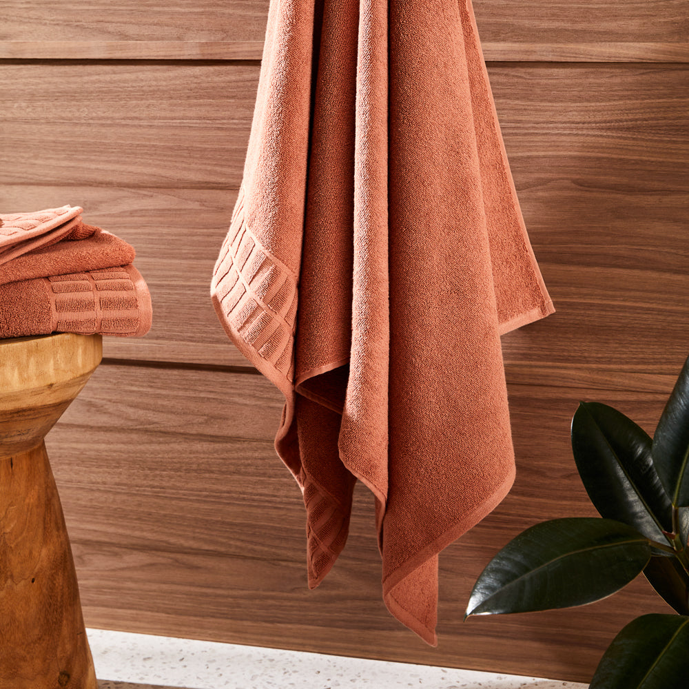 Alex Liddy Towel Range Clearance