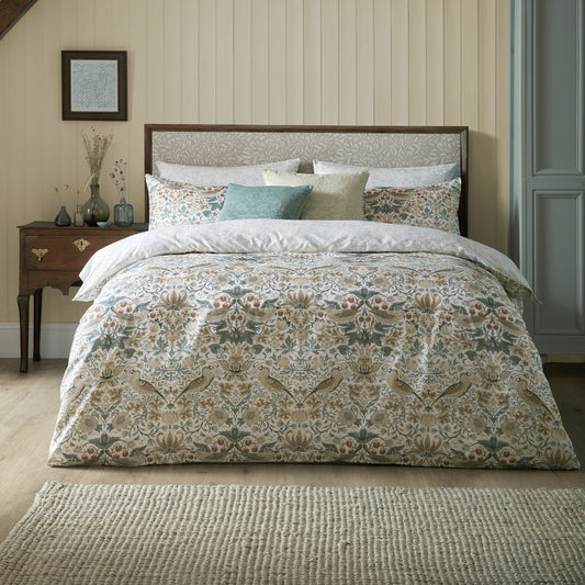 William Morris At Home Strawberry Thief Quilt Cover Set