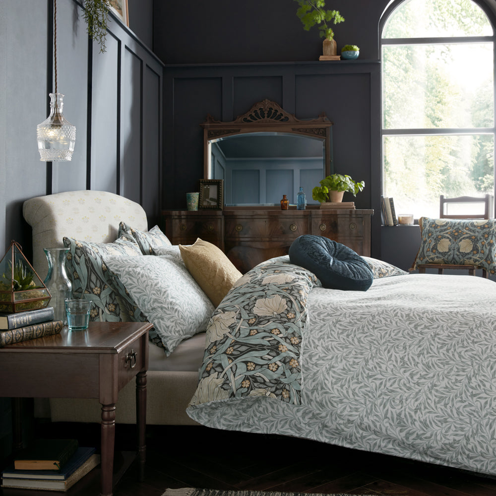 William Morris At Home Pimpernel Quilt Cover Set