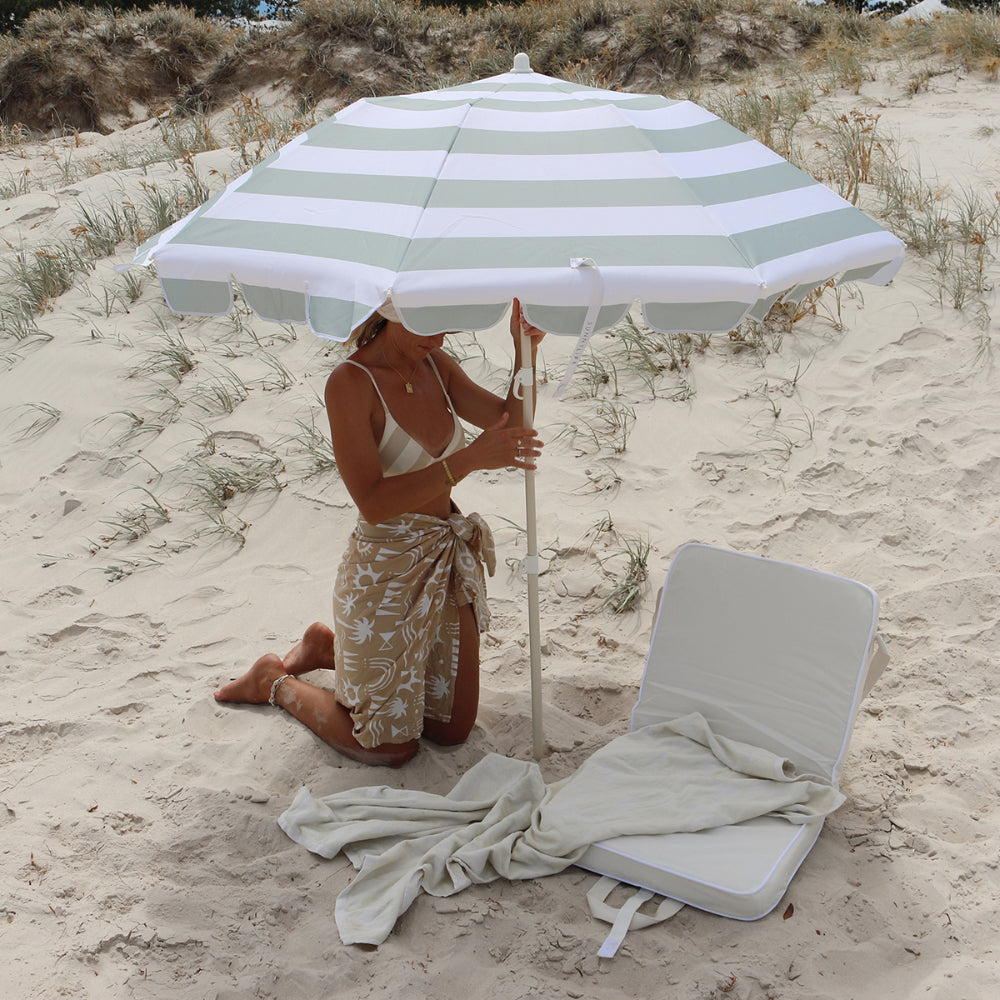 SUNNYLiFE Compact Beach Umbrella