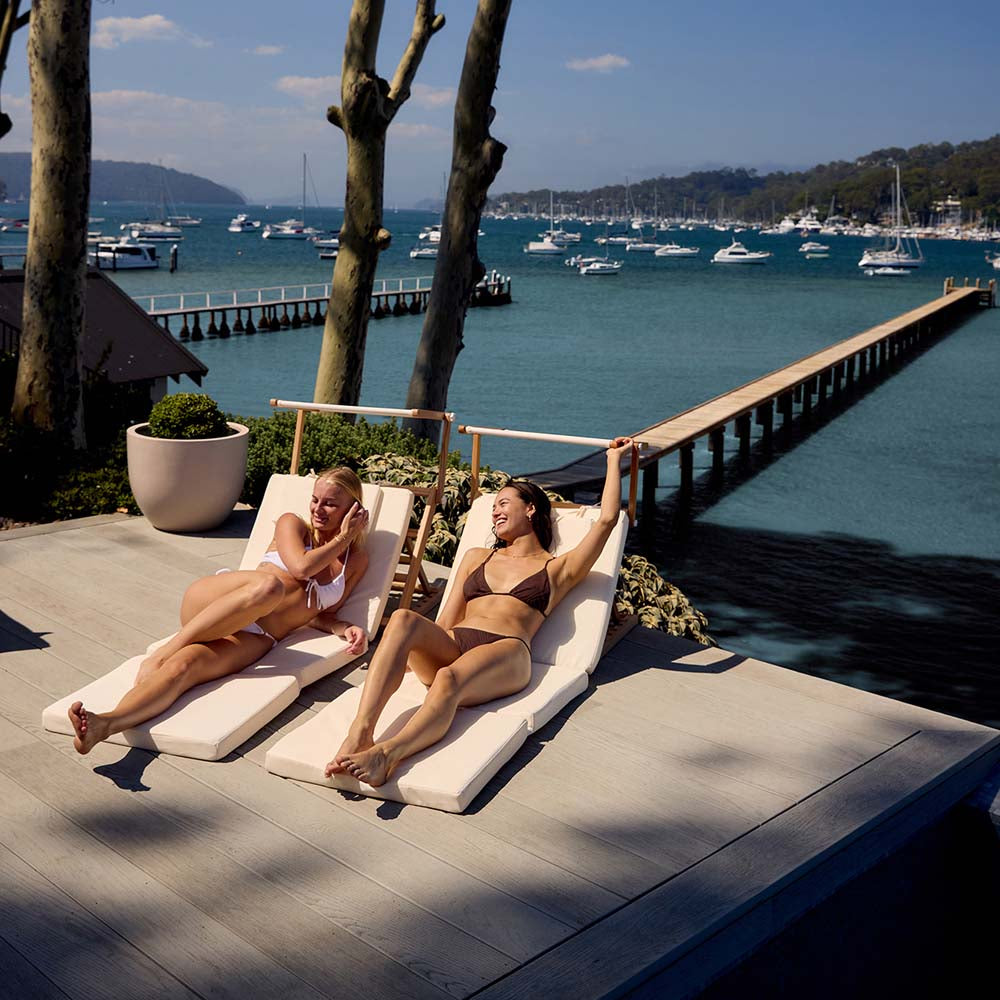 SUNNYLiFE Pool House Daybed