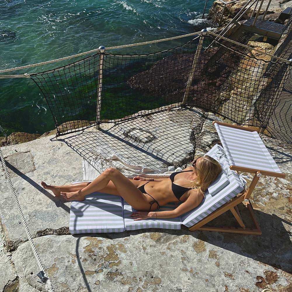 SUNNYLiFE Pool House Daybed