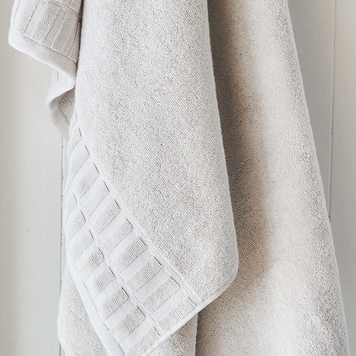 Alex Liddy Towel Range Clearance