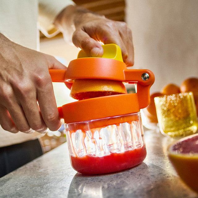 Joseph Joseph JuiceMax Plus Citrus Juicer