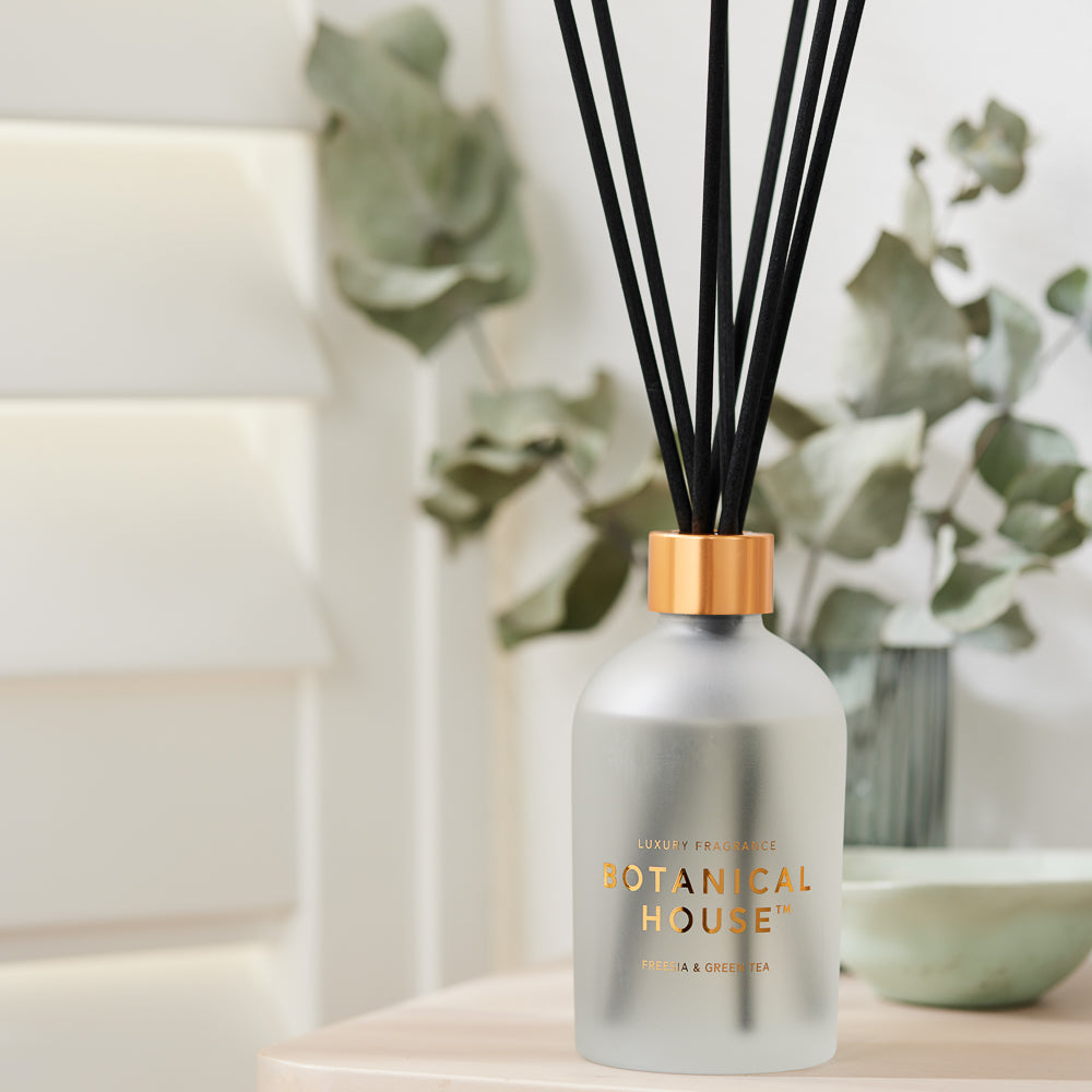 Botanical House Diffuser Freesia & Green Tea