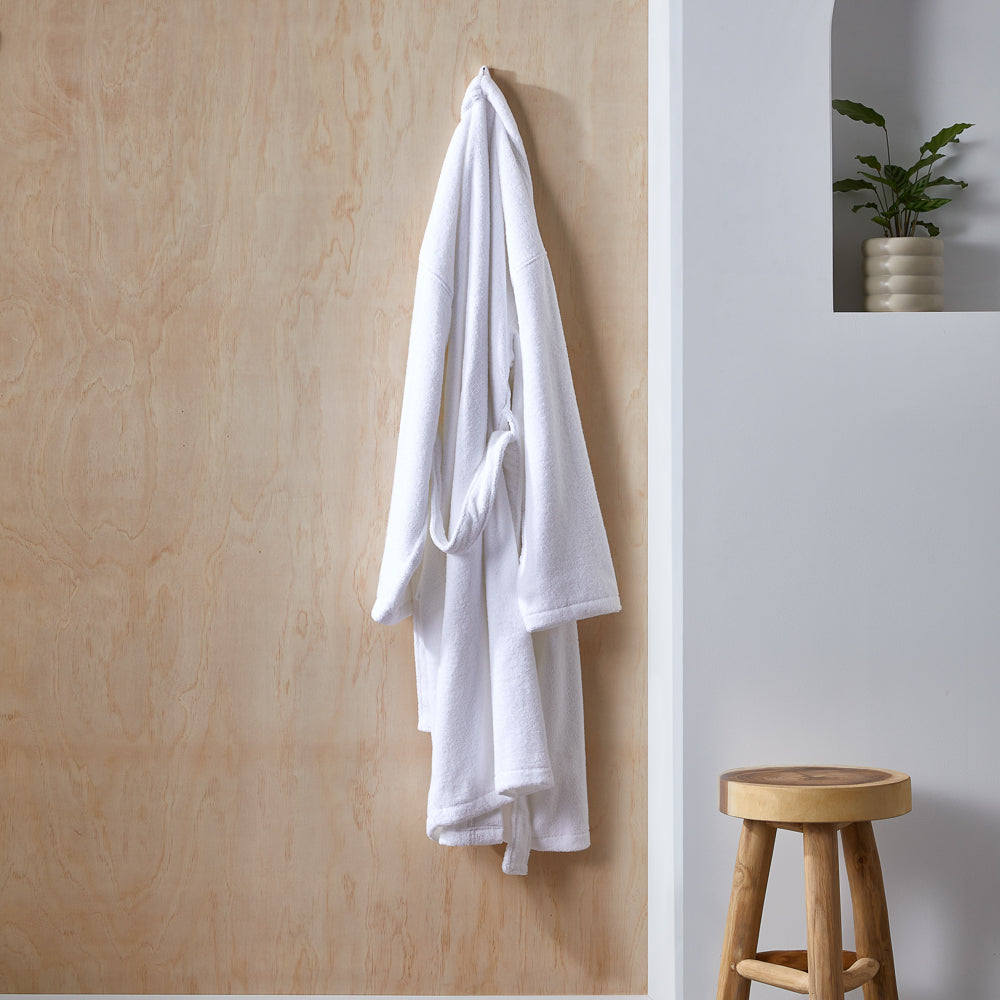Arlo Terry Robe