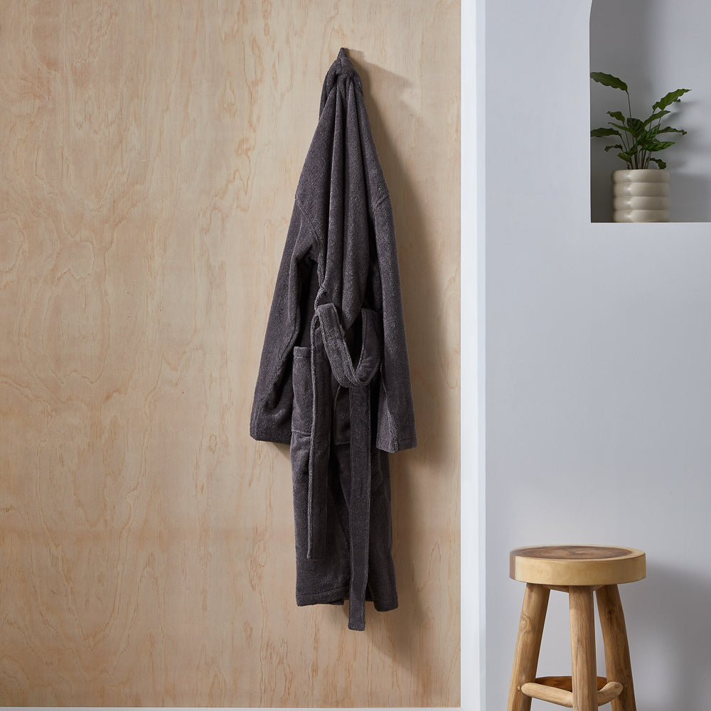 Arlo Terry Robe