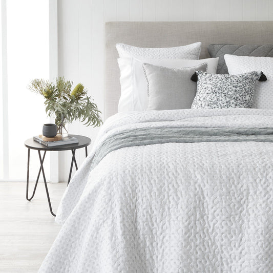 Aja Coverlet Queen/King
