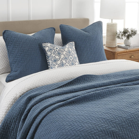 Home Beautiful Naya Coverlet Queen/King Blue