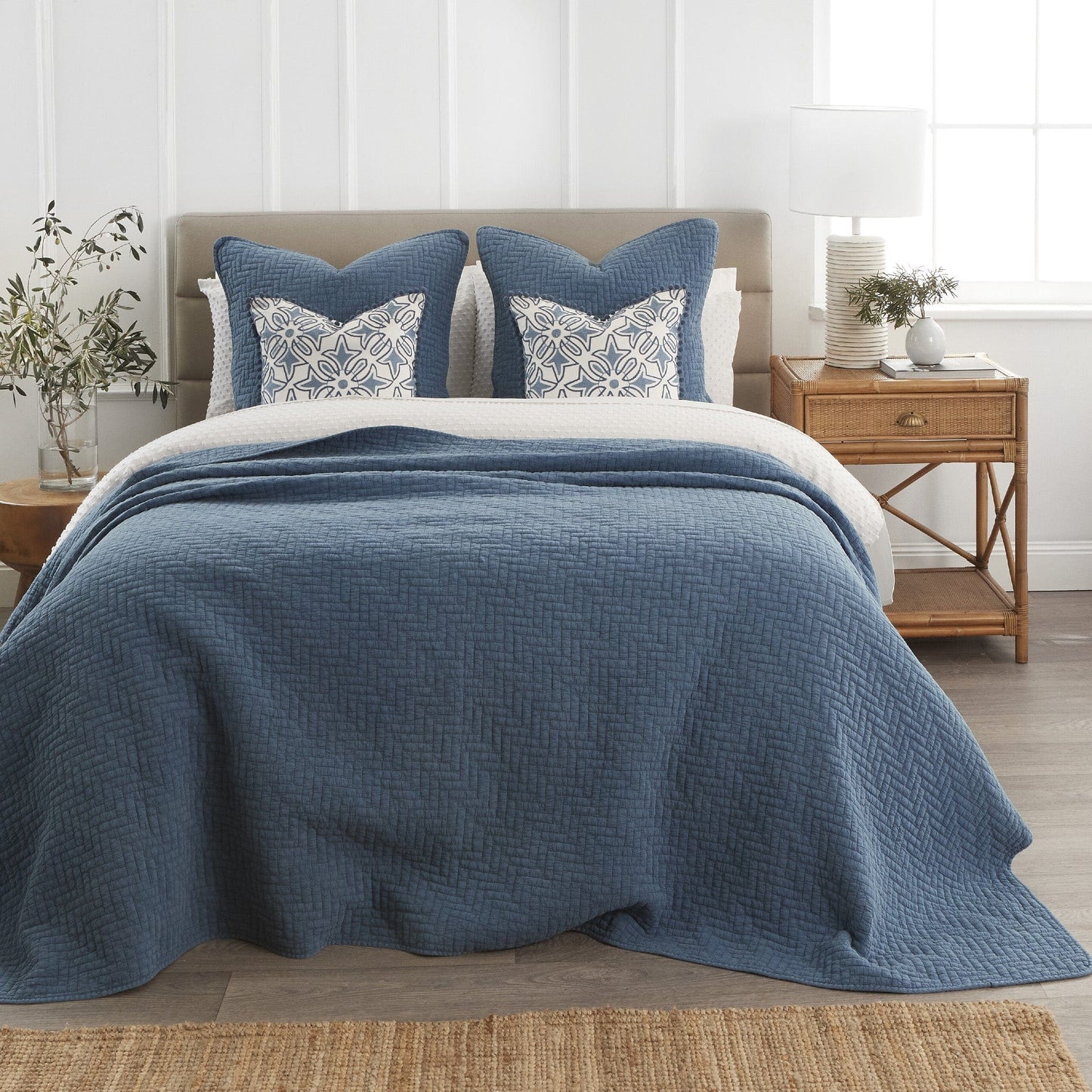 Home Beautiful Naya Coverlet Queen/King Blue