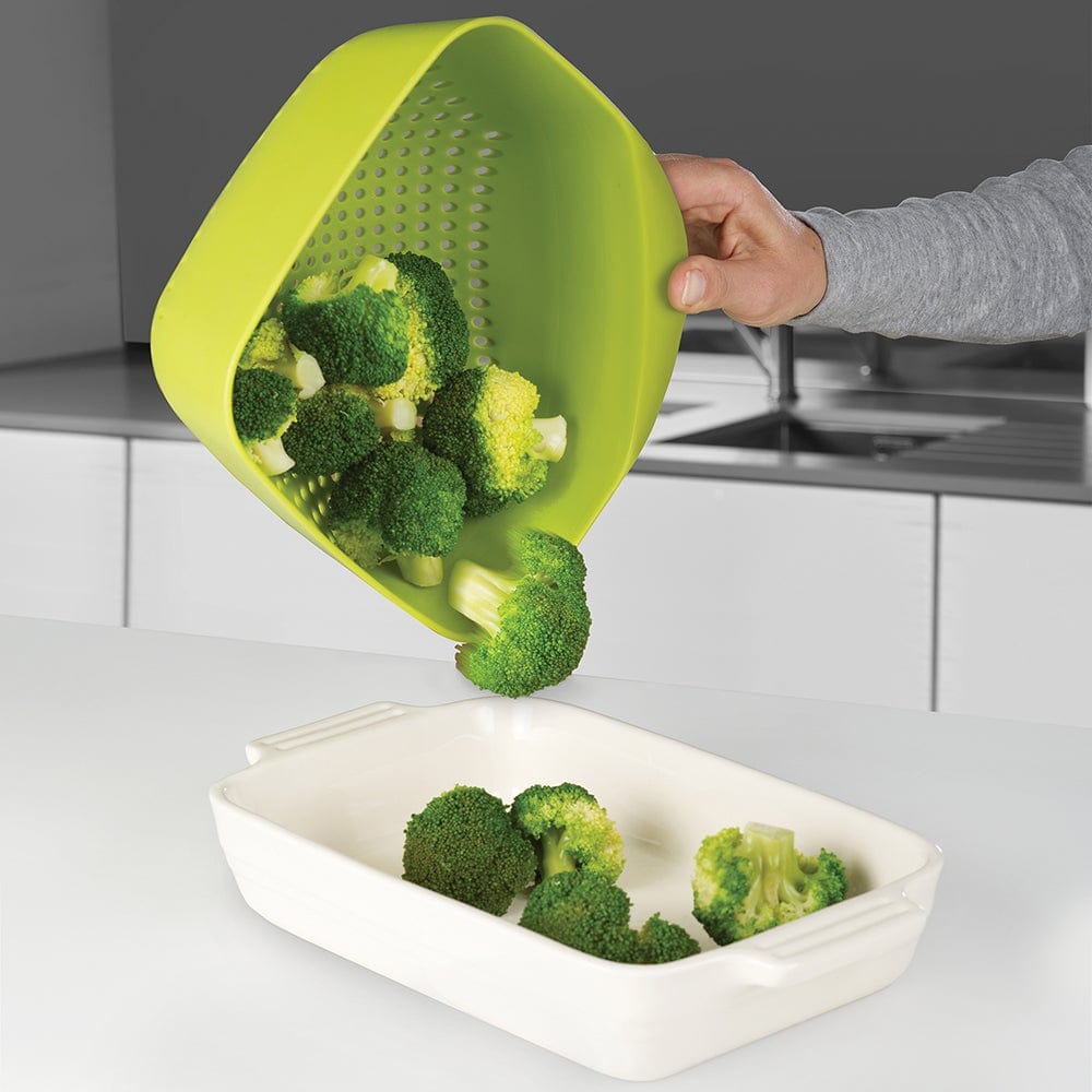 Joseph Joseph Square Colander with Handle Green