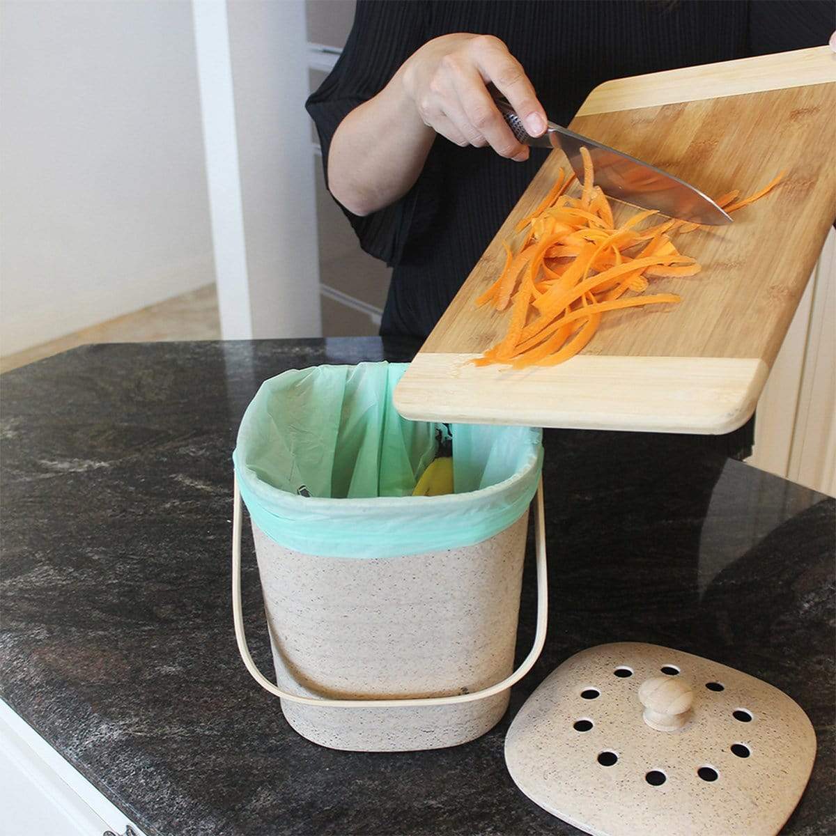 White Magic Kitchen Compost Waste Bin 4L Pebble MyHouse